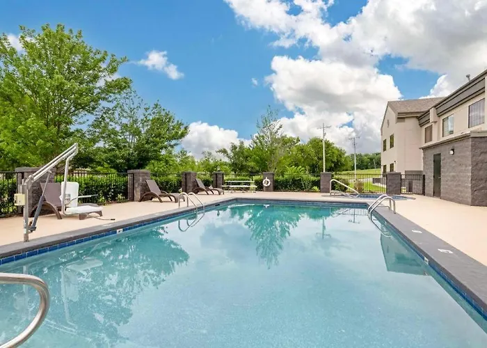 Best Western Locust Grove Inn & Suites